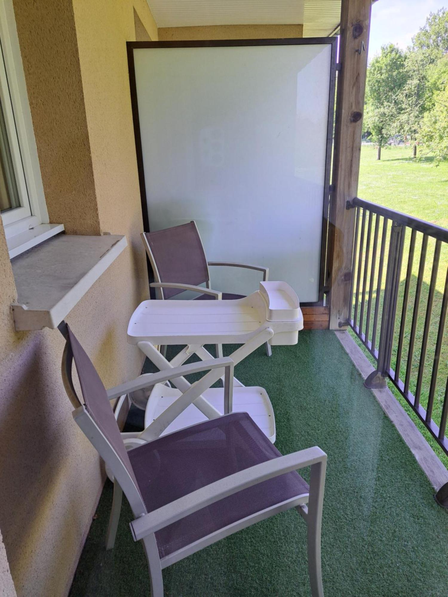 Appartement De 30M2 Dans Residence A Proximite D'Honfleur Equemauville Luaran gambar