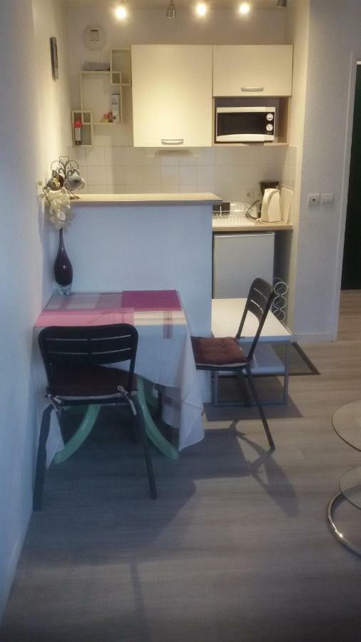 Appartement De 30M2 Dans Residence A Proximite D'Honfleur Equemauville Luaran gambar